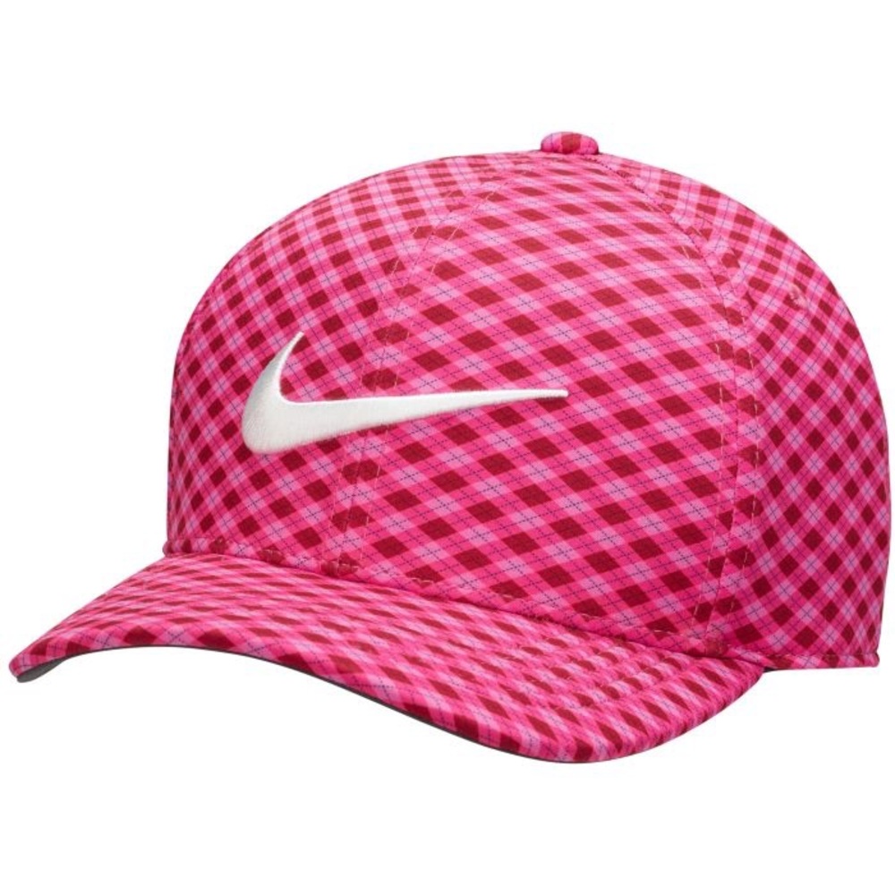 Make an offer * Nike AeroBill Classic99 pink hat